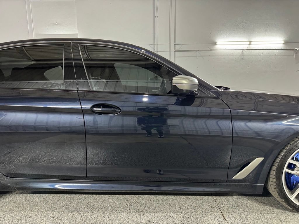 Used 2023 BMW M550i xDrive AWD/4WD image 8
