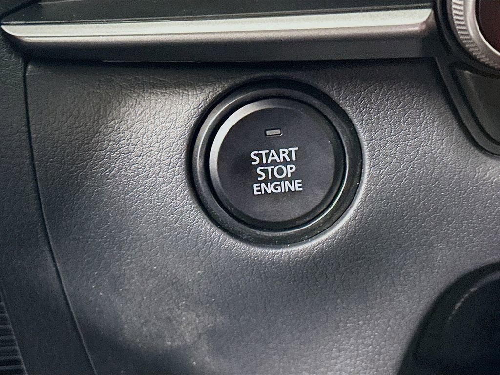 New 2025 MAZDA CX-30 AWD 2.5 S w/ Select Sport Pkg image 19