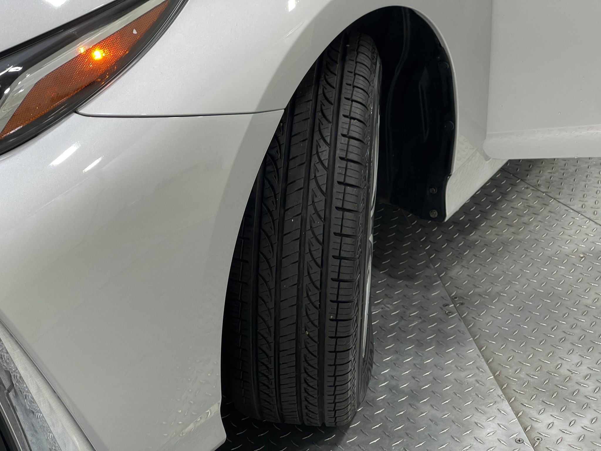 Used 2020 Toyota Prius Prime LE image 33