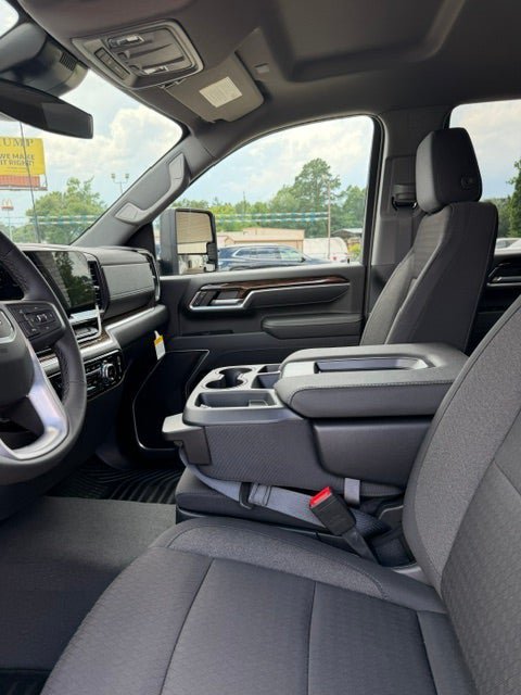 New 2026 GMC Sierra 2500 SLE w/ SLE Value Package; AWD/4WD image 15