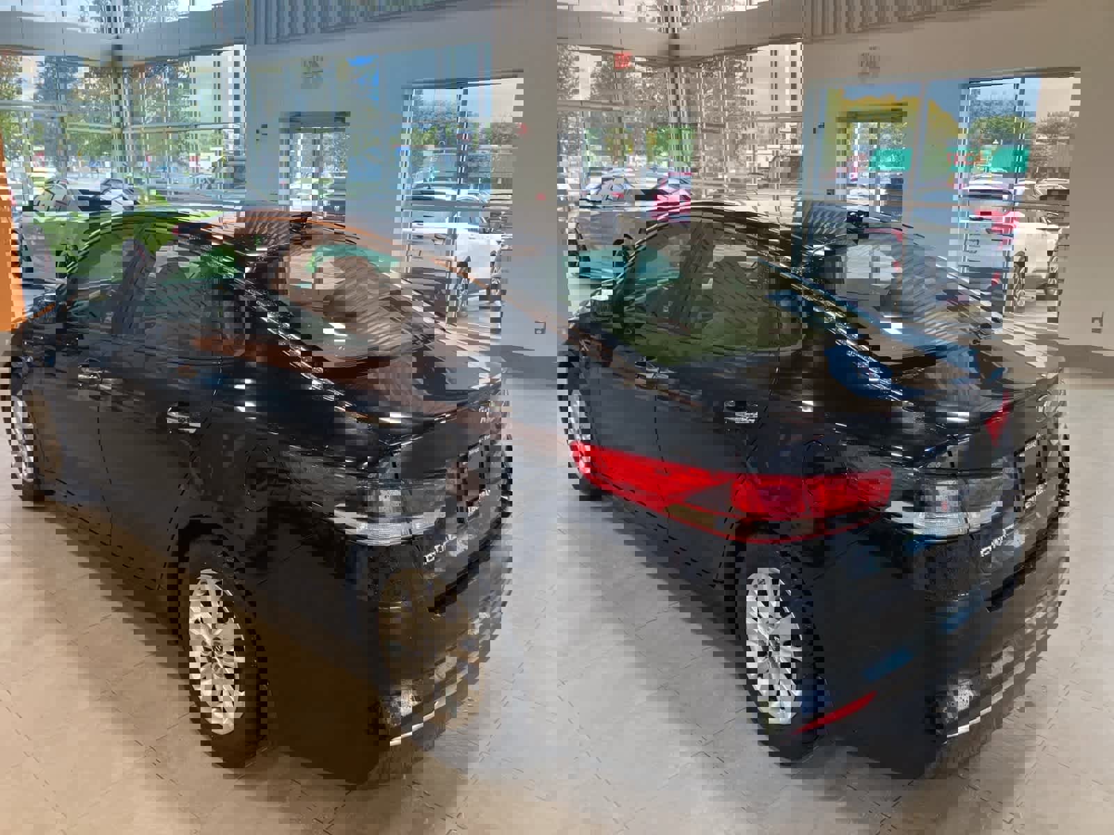 Used 2017 Kia Optima LX image 7