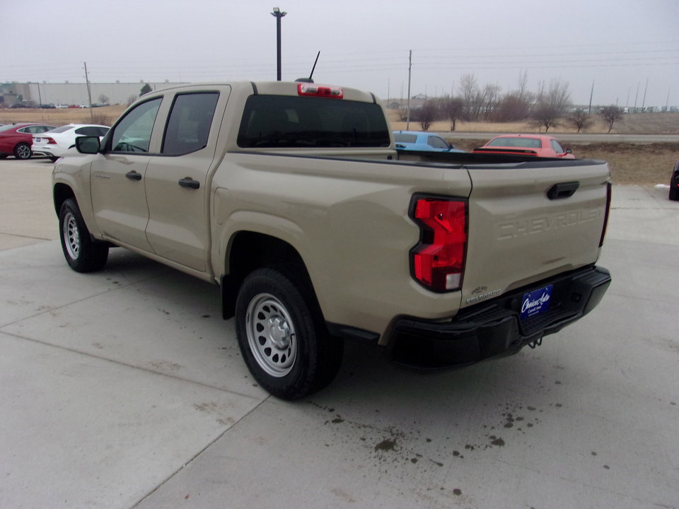 Used 2023 Chevrolet Colorado W/T image 9