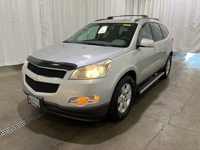 Used 2010 Chevrolet Traverse LT w/ LPO, 'HIT The Road' Package image 8