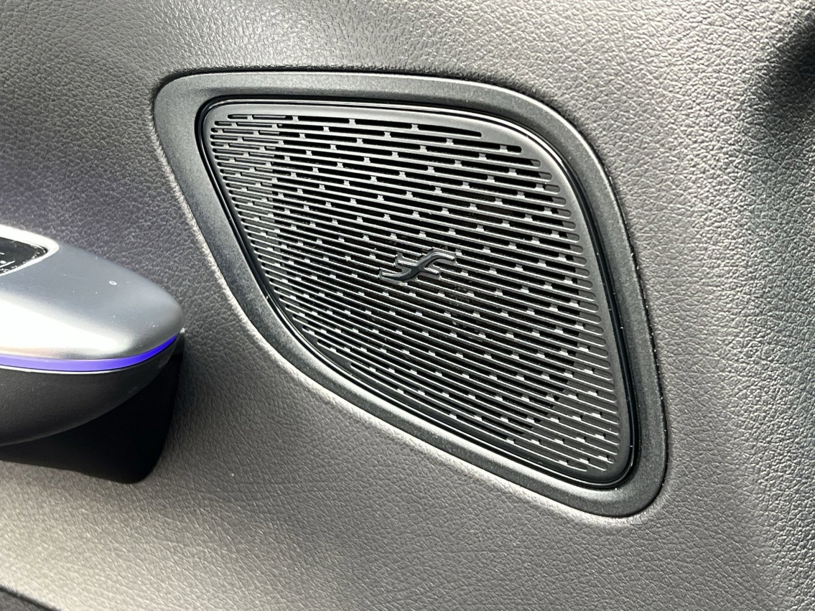 New 2026 Mercedes-Benz GLC 300 4MATIC image 34