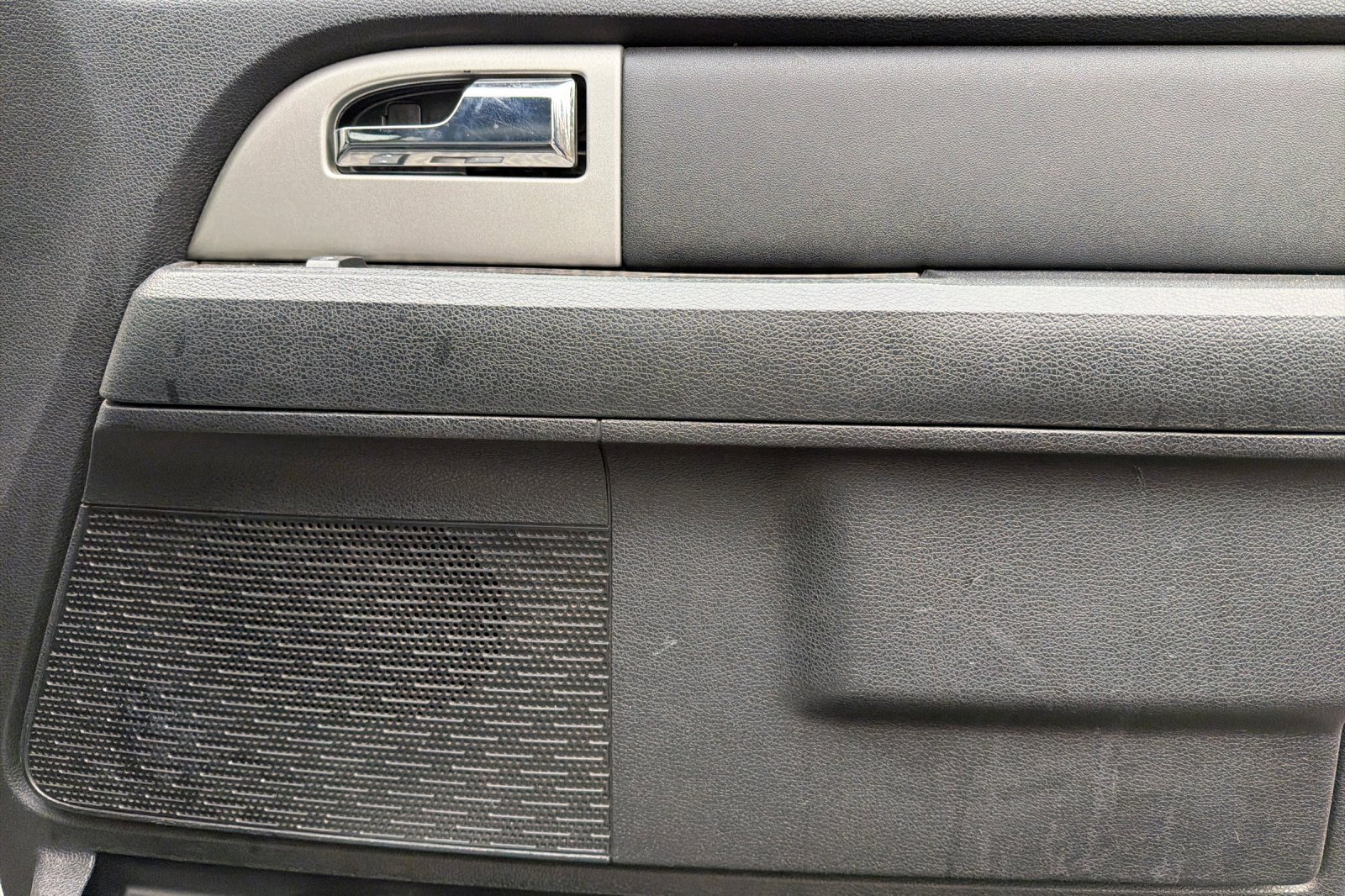 Used 2016 Ford Expedition EL Limited image 24