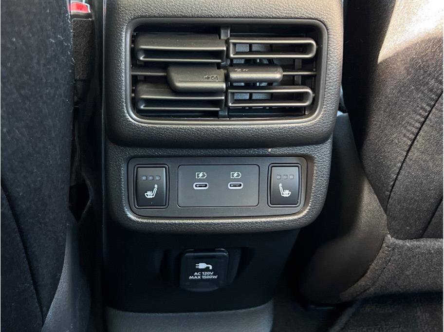 New 2026 Nissan Leaf Platinum+ w/ Cargo Package (Platinum+) image 10