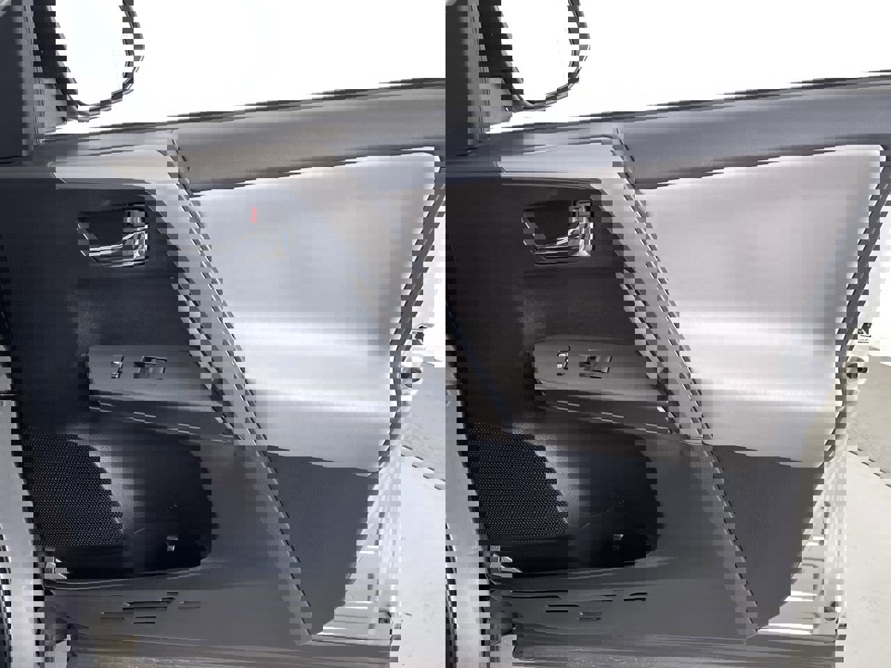 Used 2018 Toyota RAV4 XLE image 24