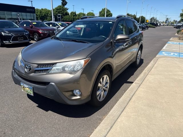 Used 2015 Toyota RAV4 Limited AWD/4WD image 4