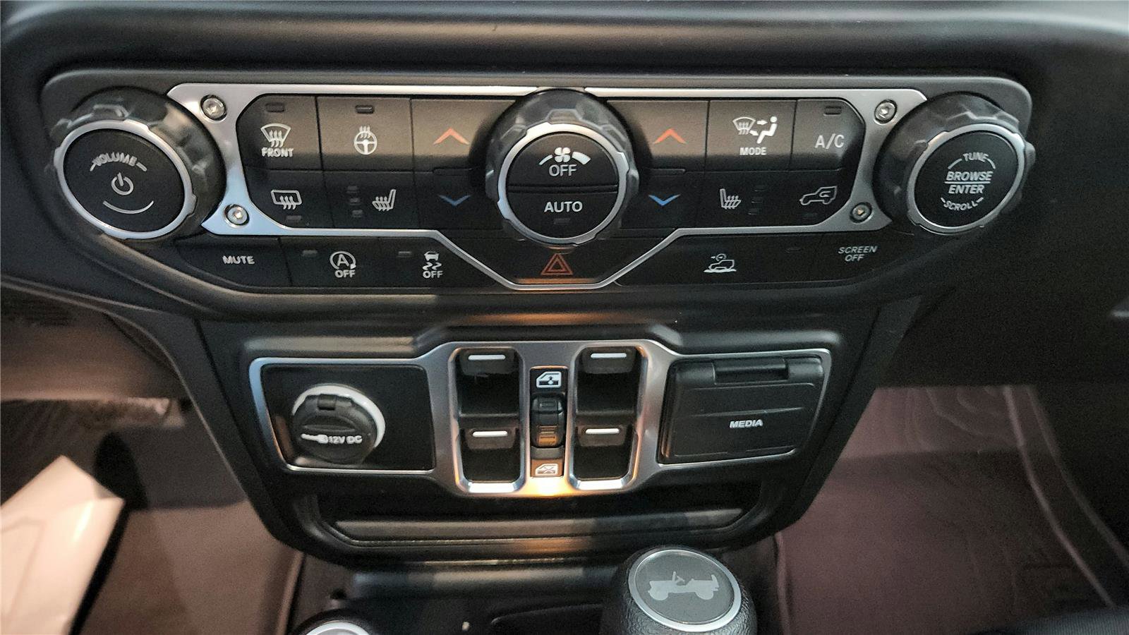 Used 2022 Jeep Wrangler Unlimited Sport image 24