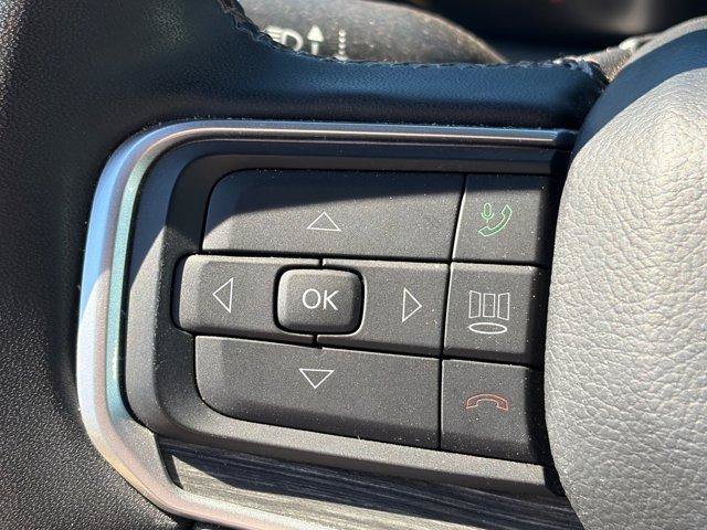 Used 2024 Jeep Wagoneer Series II w/ Flexible Seating Group RWD image 11