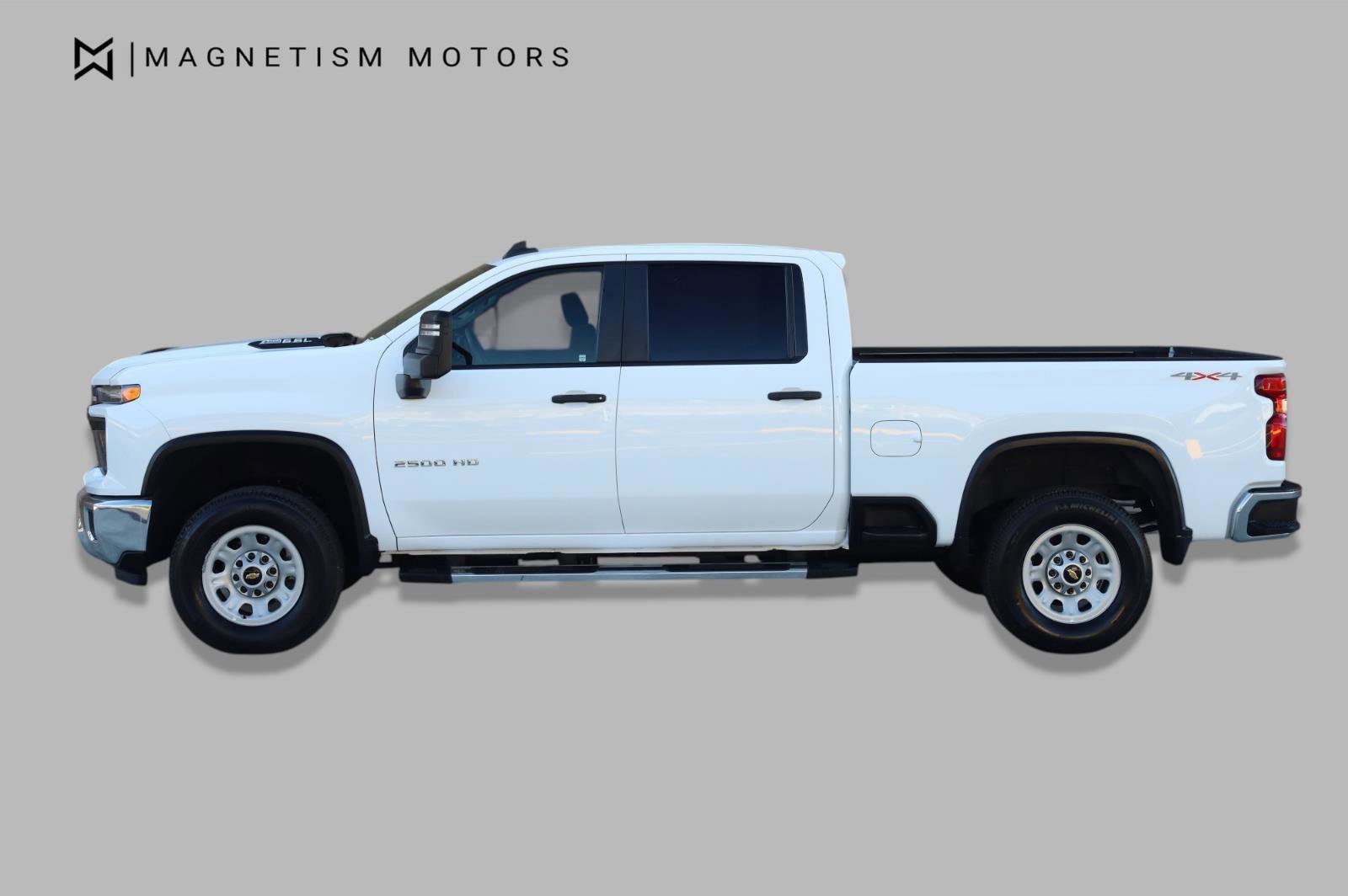 Used 2024 Chevrolet Silverado 2500 W/T w/ WT Convenience Package AWD/4WD image 4
