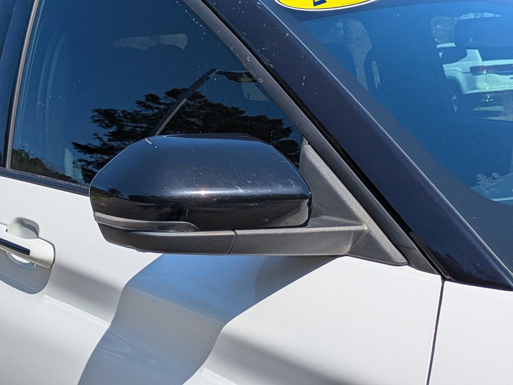 Used 2020 Ford Explorer ST w/ Premium Technology Package image 11