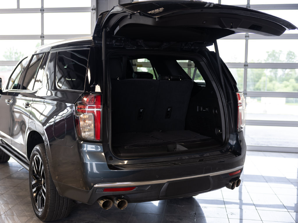 Used 2021 Chevrolet Tahoe High Country w/ Premium Package AWD/4WD image 4