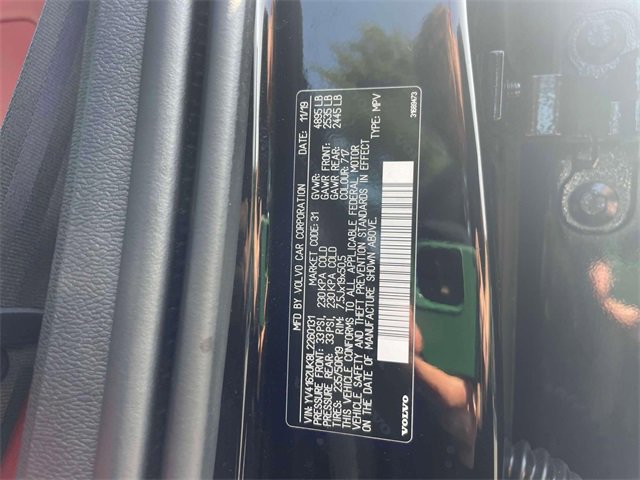 Used 2020 Volvo XC40 T5 Momentum w/ Protection Package Premier image 19