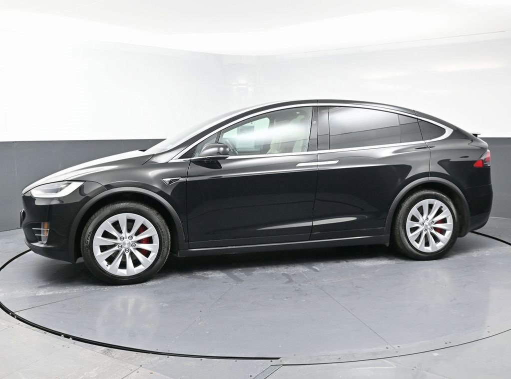 Used 2021 Tesla Model X Performance image 7