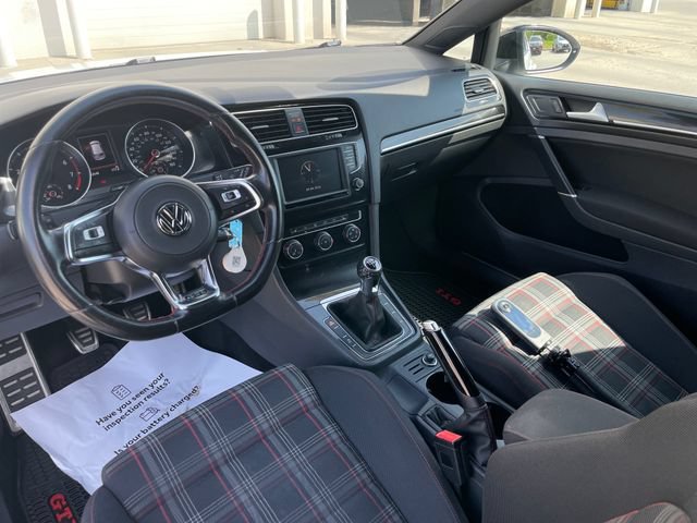 Used 2017 Volkswagen GTI S FWD image 22