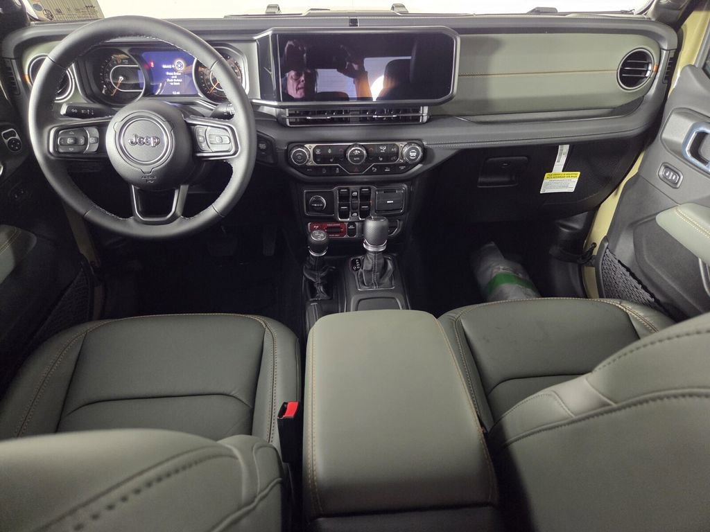 New 2026 Jeep Gladiator Mojave AWD/4WD image 17