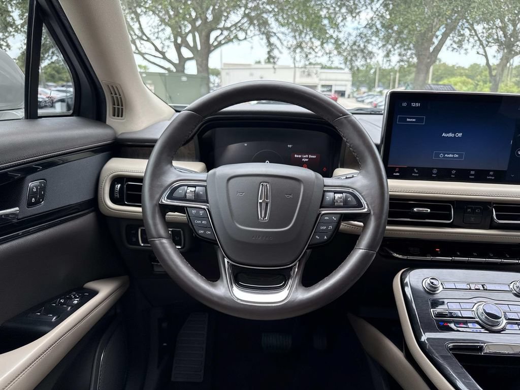 Certified 2023 Lincoln Nautilus Reserve AWD/4WD image 17
