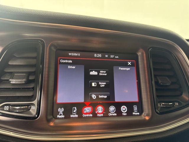 Used 2016 Dodge Challenger SXT w/ Driver Convenience Group RWD image 32