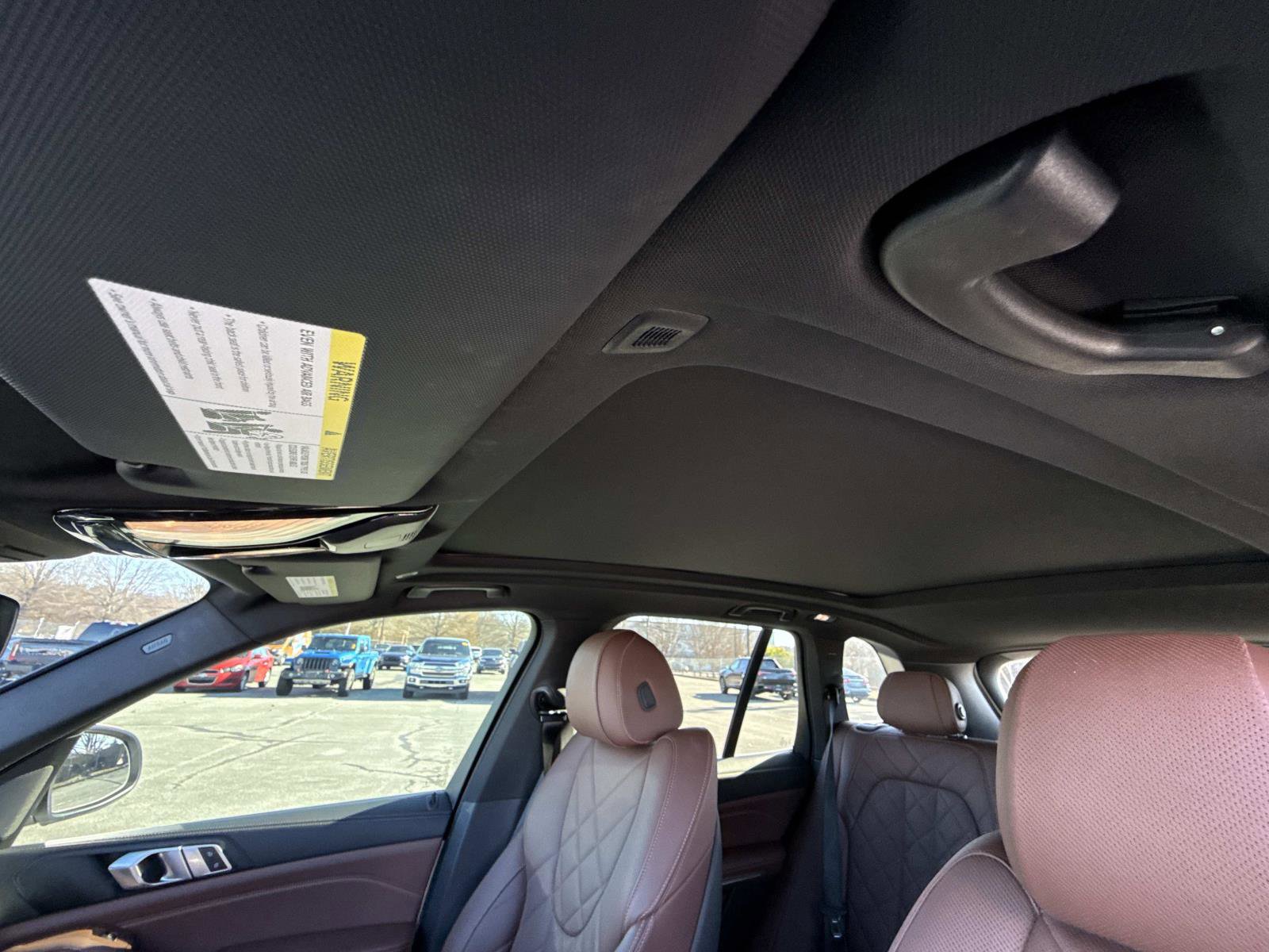 Used 2024 BMW X5 xDrive40i w/ Premium Package image 35