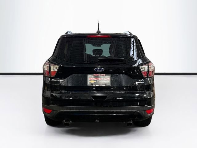Used 2018 Ford Escape SE w/ SE Sport Appearance Package image 7