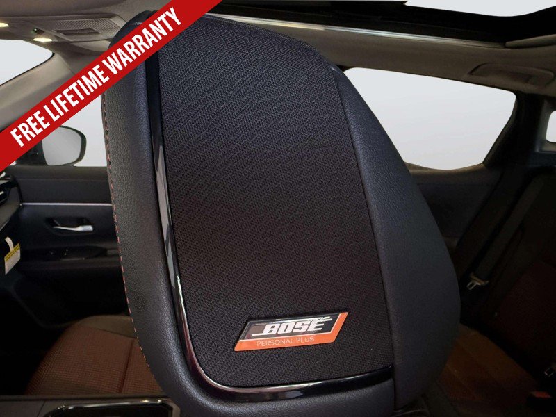 New 2026 Nissan Kicks SR w/ SR Premium Package FWD image 36