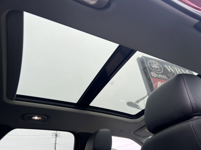 Used 2019 Chevrolet Blazer LT w/ Sun and Wheels Package image 34