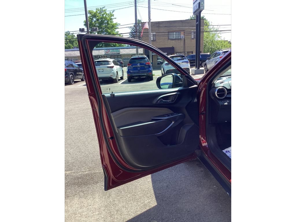 Used 2024 Chevrolet Trax ACTIV FWD image 16