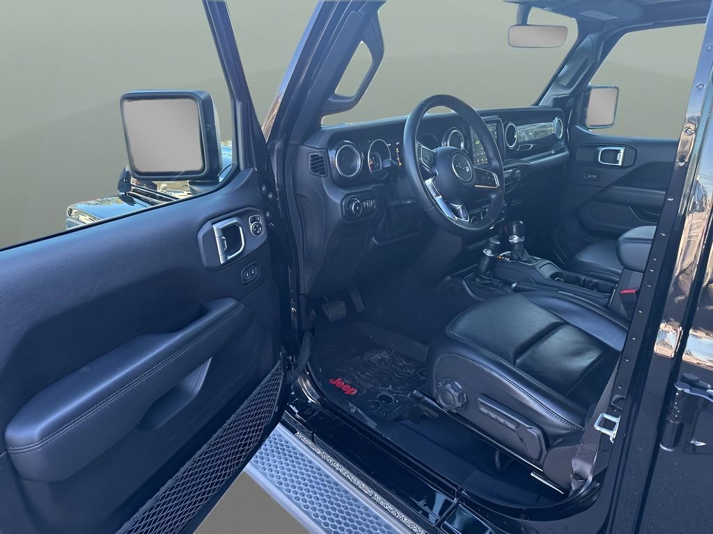 Used 2020 Jeep Wrangler Unlimited Sahara AWD/4WD image 14