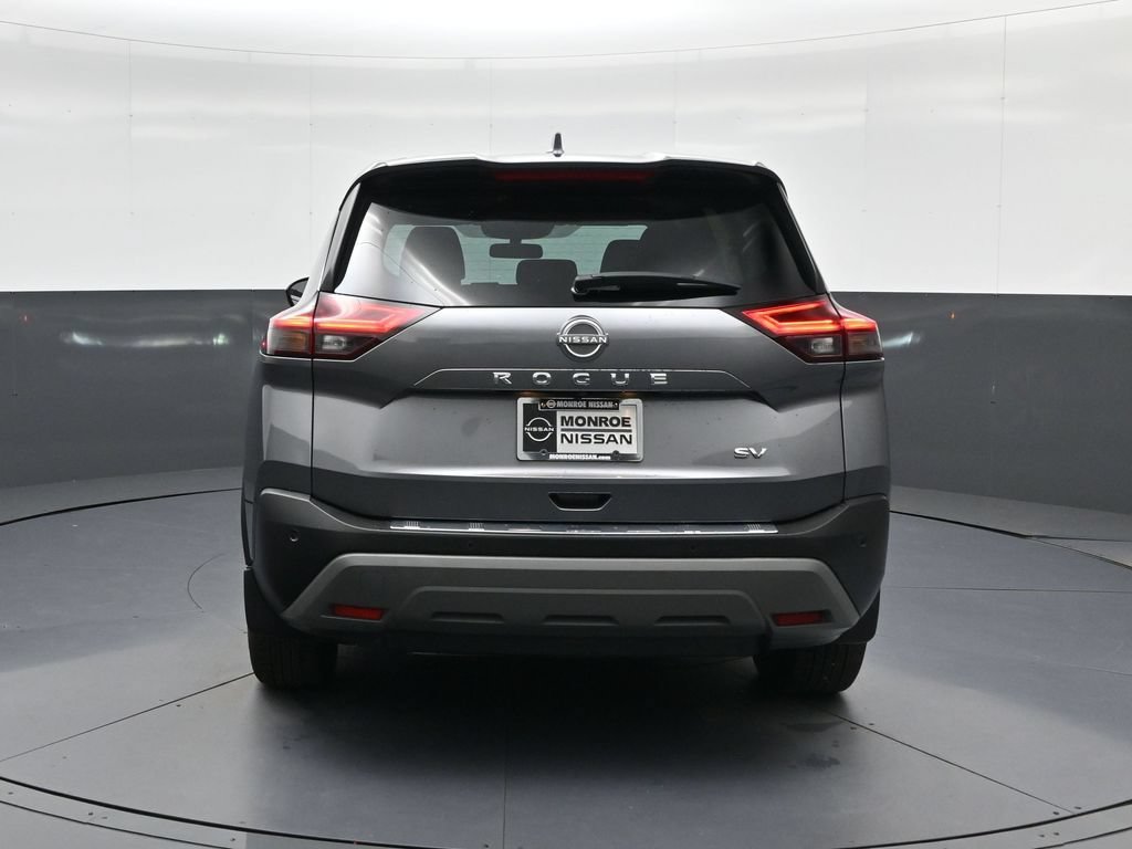 Certified 2023 Nissan Rogue SV FWD image 8