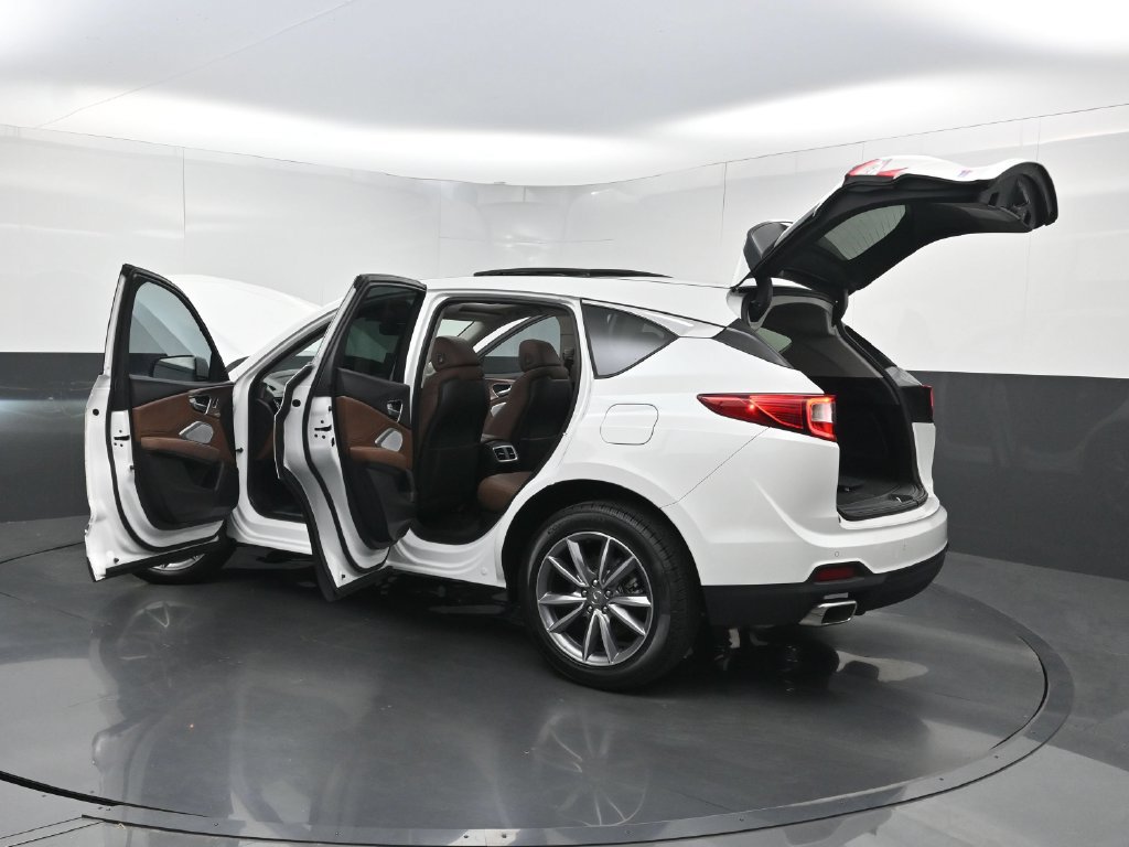 Used 2023 Acura RDX w/ Technology Package FWD image 42