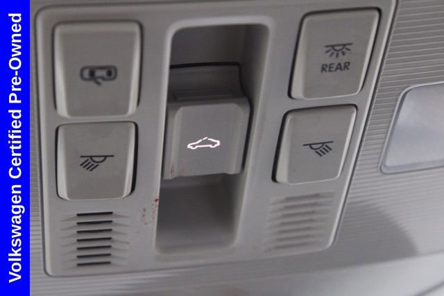 Used 2025 Volkswagen Jetta SE image 26