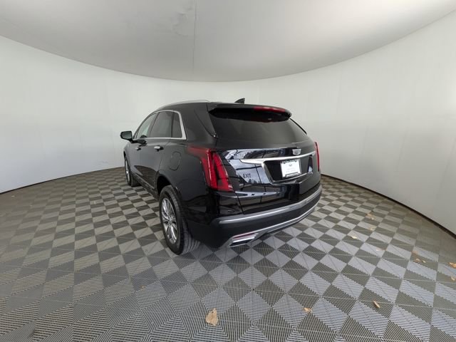 Certified 2022 Cadillac XT5 Premium Luxury image 16