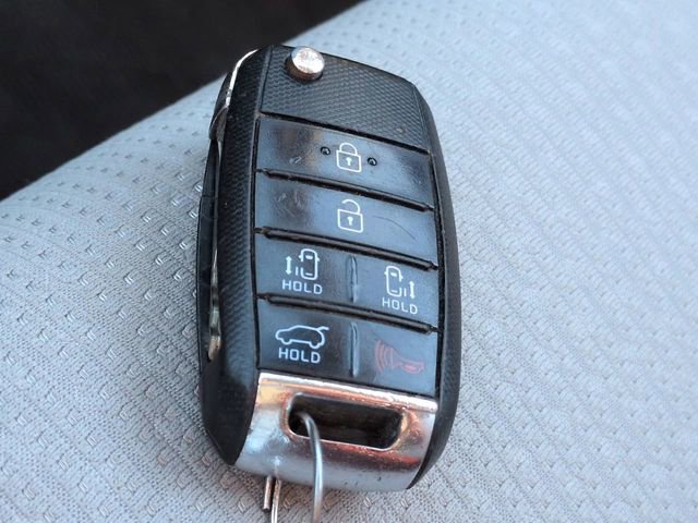 Used 2016 Kia Sedona LX w/ Option Group 020 image 27