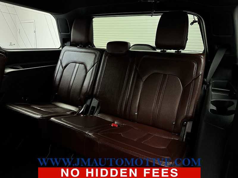 Used 2023 Ford Expedition Limited image 17