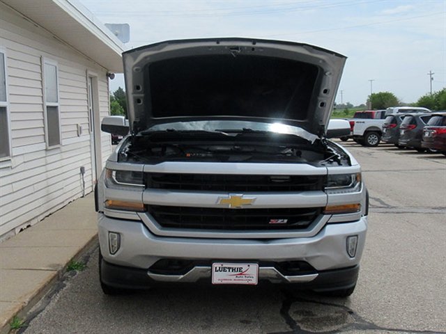 Used 2018 Chevrolet Silverado 1500 LT w/ All Star Edition AWD/4WD image 6