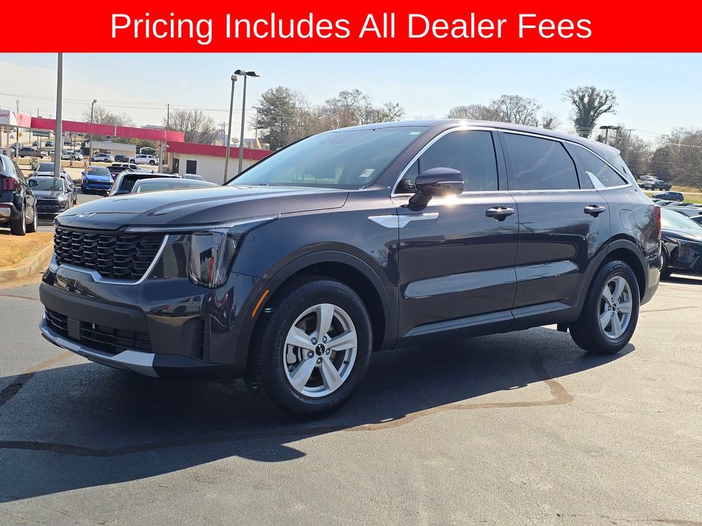 Certified 2025 Kia Sorento LX FWD image 7