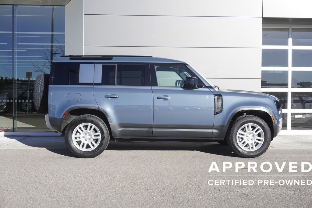 Used 2025 Land Rover Defender 110 S image 7