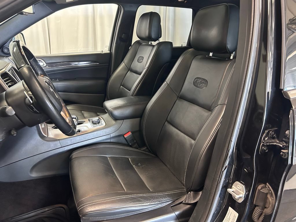 Used 2015 Jeep Grand Cherokee Overland AWD/4WD image 8