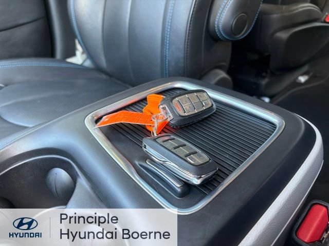 Used 2021 Chrysler Pacifica Touring-L FWD image 35
