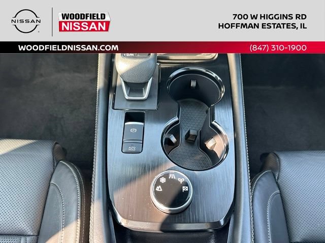 Certified 2023 Nissan Rogue Platinum w/ Platinum Premium Package AWD/4WD image 33