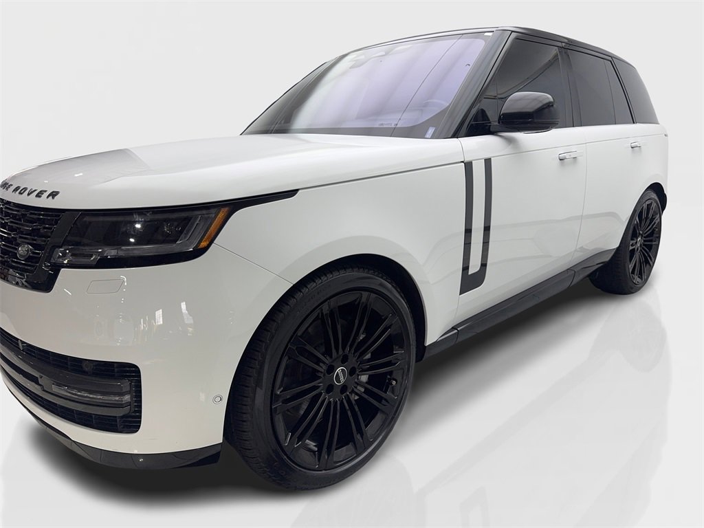 Used 2023 Land Rover Range Rover SE image 11