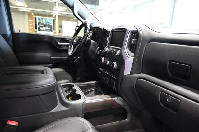 Used 2021 GMC Sierra 1500 SLT w/ SLT Premium Plus Package AWD/4WD image 15
