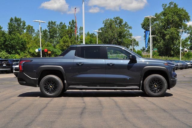New 2025 Chevrolet Silverado EV LT AWD/4WD image 2