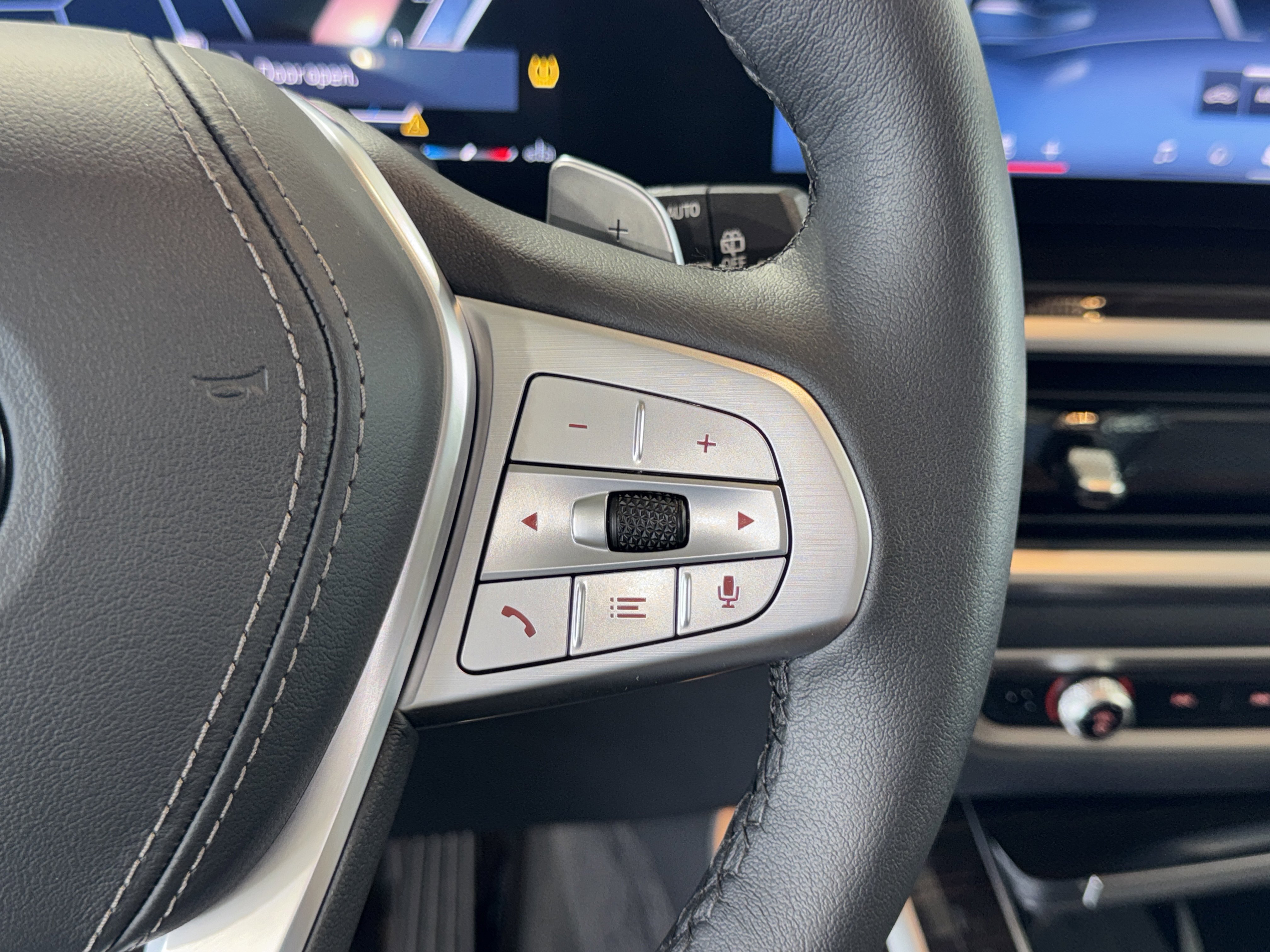 Certified 2026 BMW X7 xDrive40i image 24