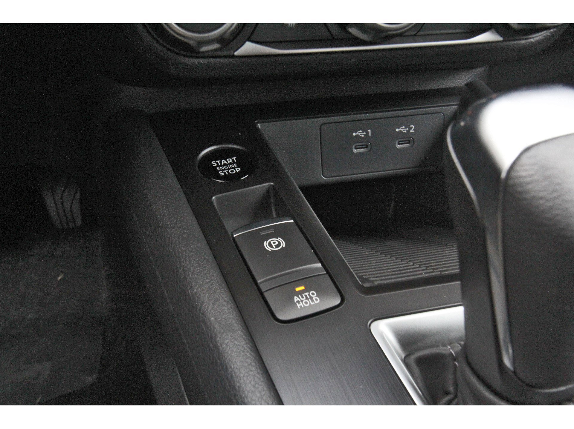 New 2026 Nissan Kicks S image 19