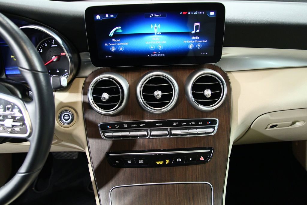 Certified 2022 Mercedes-Benz GLC 300 image 20