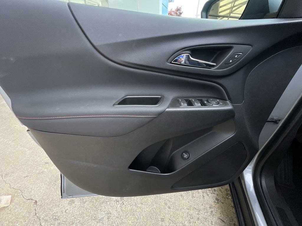 Certified 2024 Chevrolet Equinox RS image 21