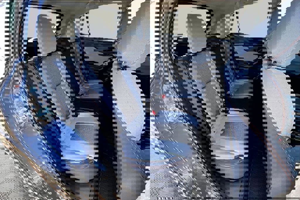 Used 2023 Subaru Crosstrek 2.0i Premium image 27