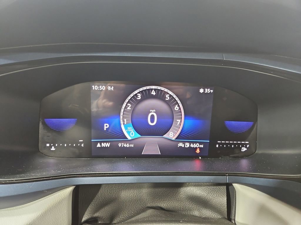 Certified 2024 Volkswagen Taos SE image 17